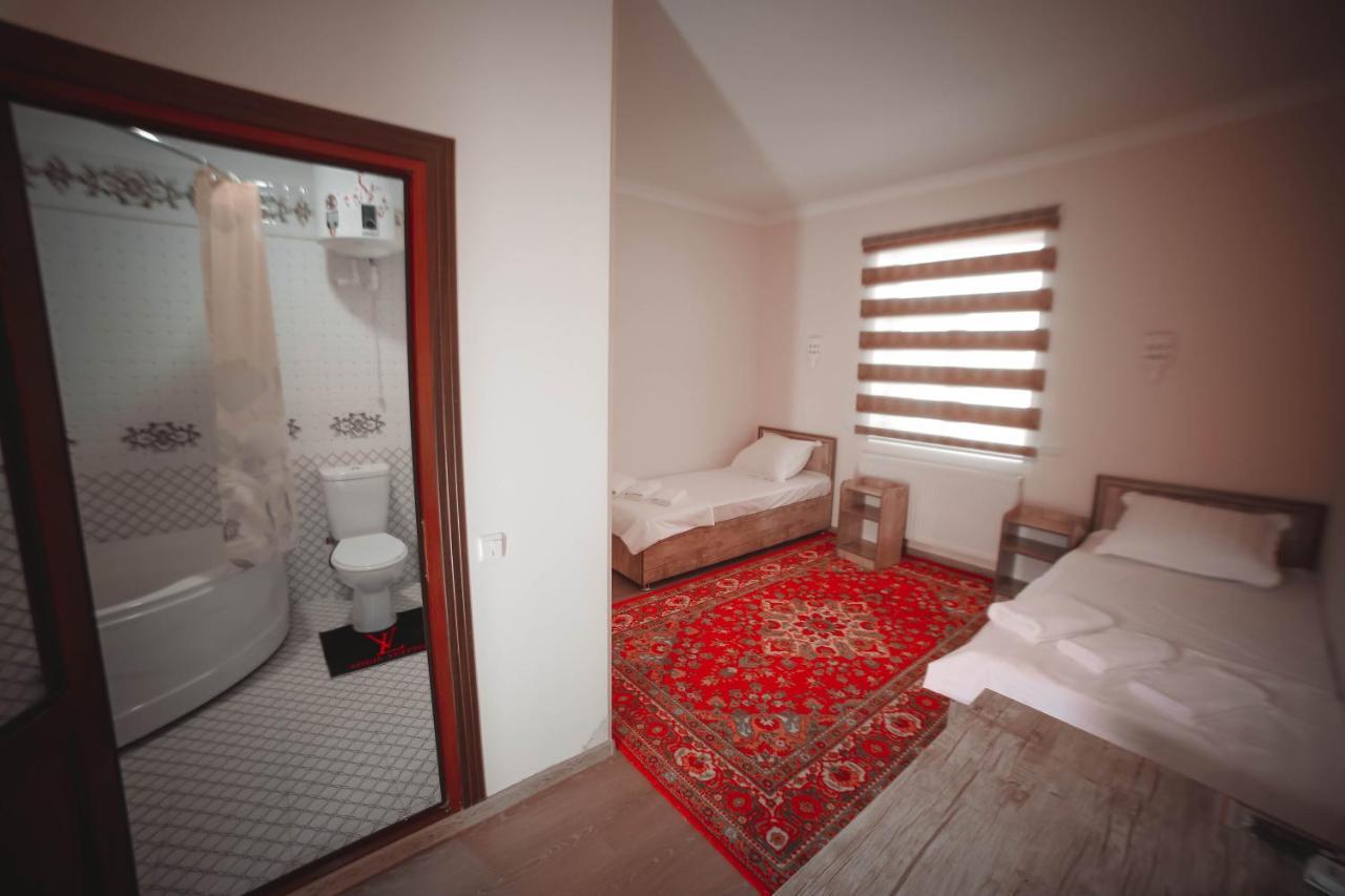 Oqilanur Guest House Хива Екстериор снимка
