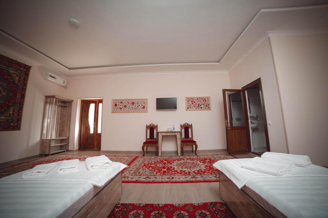 Oqilanur Guest House Хива Екстериор снимка